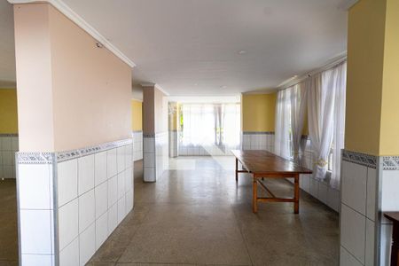 Apartamento à venda com 64m², 2 quartos e 1 vaga Apartamento à venda com 64m², 2 quartos e 1 vagaÁrea comum - Salão de festas