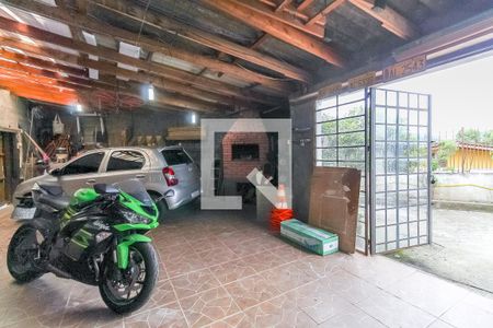 Casa à venda com 300m², 2 quartos e 4 vagas Casa à venda com 300m², 2 quartos e 4 vagasGaragem