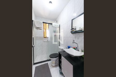 Casa à venda com 300m², 2 quartos e 4 vagas Casa à venda com 300m², 2 quartos e 4 vagasBanheiro da suíte 1