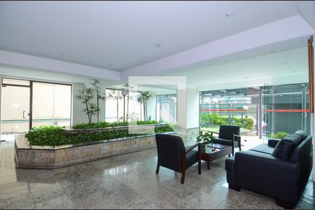 Apartamento à venda com 160m², 3 quartos e 2 vagasHall Social