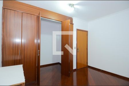 Apartamento à venda com 160m², 3 quartos e 2 vagasSuíte 3