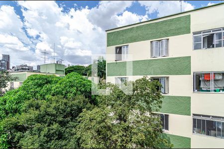 Vista de apartamento à venda com 3 quartos, 67m² em Pinheiros, São Paulo