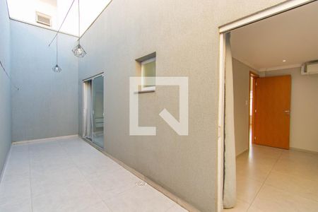 Varanda do quarto 2 de casa para alugar com 2 quartos, 112m² em Igara, Canoas