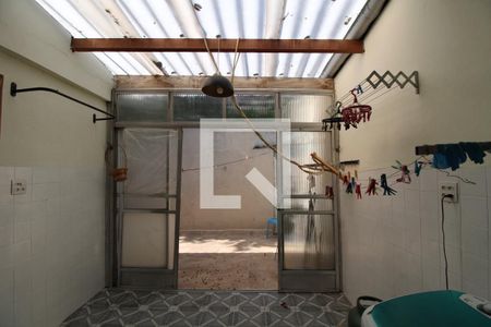 Casa à venda com 240m², 3 quartos e 3 vagasÁrea de Serviço