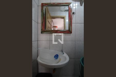 Casa à venda com 240m², 3 quartos e 3 vagasBanheiro de Serviço