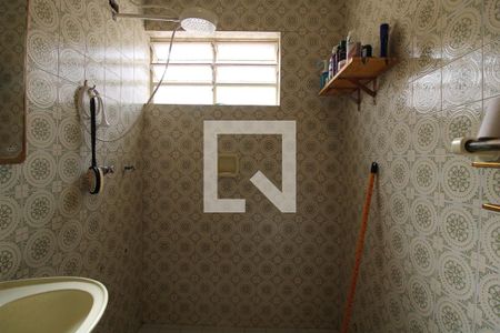 Casa à venda com 240m², 3 quartos e 3 vagasBanheiro