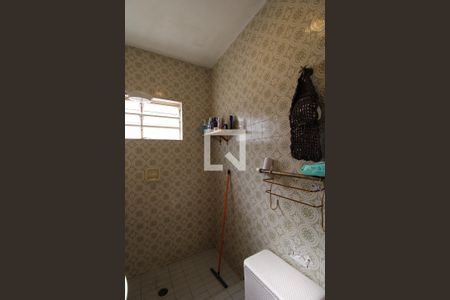 Casa à venda com 240m², 3 quartos e 3 vagasBanheiro