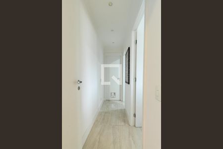 Apartamento para alugar com 121m², 3 quartos e 2 vagas Apartamento para alugar com 121m², 3 quartos e 2 vagasCorredor