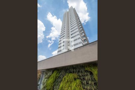 Apartamento para alugar com 121m², 3 quartos e 2 vagas Apartamento para alugar com 121m², 3 quartos e 2 vagasFachada