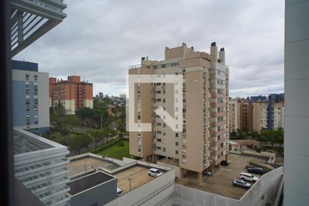 Sala - Vista de kitnet/studio à venda com 1 quarto, 40m² em Bela Vista, Porto Alegre