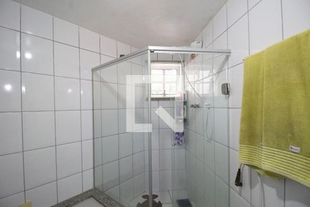 Casa à venda com 200m², 3 quartos e 2 vagasBanheiro da Suíte