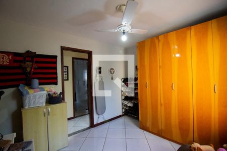 Casa à venda com 200m², 3 quartos e 2 vagasQuarto 2