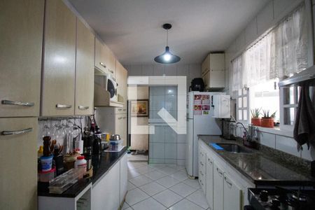 Casa à venda com 200m², 3 quartos e 2 vagasCozinha