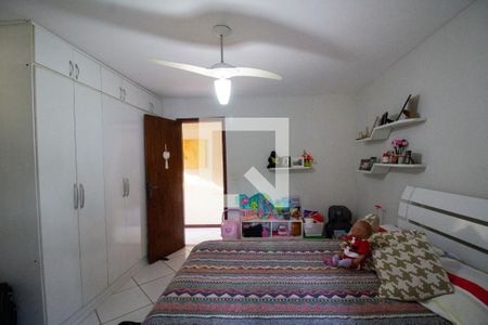 Casa à venda com 200m², 3 quartos e 2 vagasQuarto 1