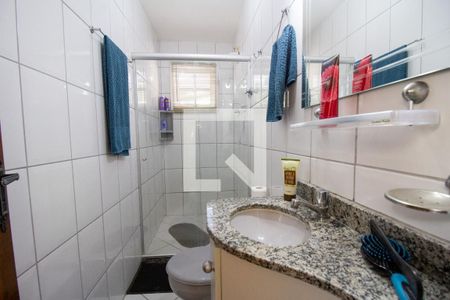 Casa à venda com 200m², 3 quartos e 2 vagasBanheiro Social
