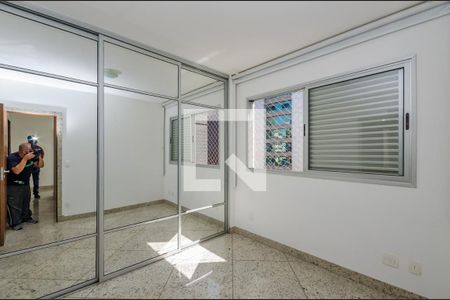 Apartamento para alugar com 74m², 2 quartos e 2 vagasSuíte