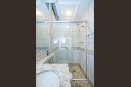 Apartamento para alugar com 74m², 2 quartos e 2 vagasBanheiro Social