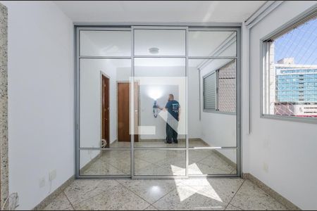 Apartamento para alugar com 74m², 2 quartos e 2 vagasSuíte