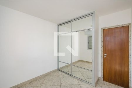 Apartamento para alugar com 74m², 2 quartos e 2 vagasQuarto 2