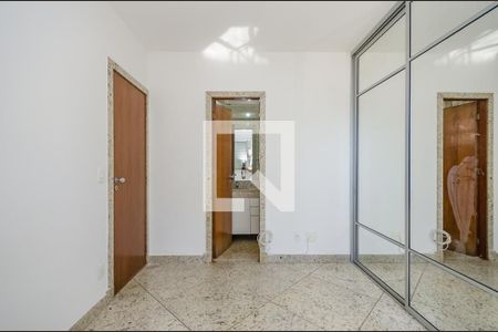 Apartamento para alugar com 74m², 2 quartos e 2 vagasSuíte