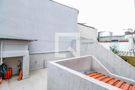 Casa à venda com 70m², 2 quartos e 2 vagasVaranda Quarto 1