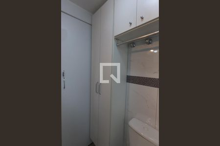 Apartamento para alugar com 62m², 2 quartos e 1 vaga Apartamento para alugar com 62m², 2 quartos e 1 vagaBanheiro