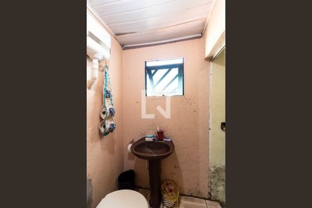 Casa à venda com 150m², 6 quartos e sem vagaCasa 03 - Banheiro