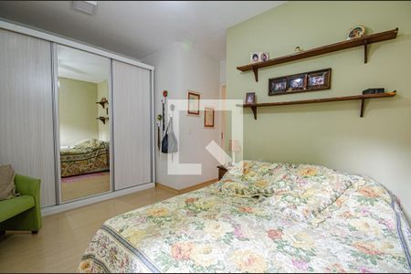 Casa à venda com 159m², 3 quartos e 2 vagasSuíte 1