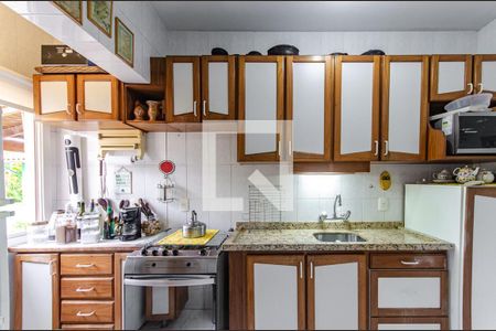 Casa à venda com 159m², 3 quartos e 2 vagasCozinha