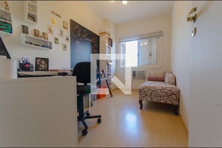 Casa à venda com 159m², 3 quartos e 2 vagasQuarto 2