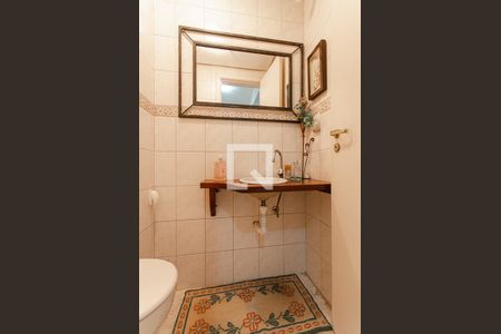 Casa à venda com 159m², 3 quartos e 2 vagasLavabo