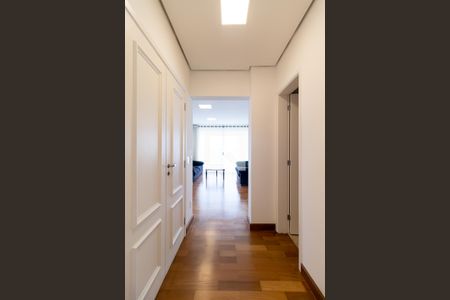Apartamento para alugar com 168m², 2 quartos e 4 vagasCorredor
