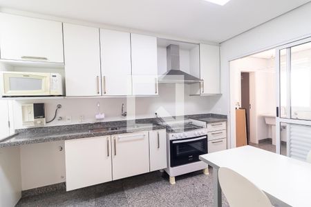 Apartamento para alugar com 168m², 2 quartos e 4 vagasCozinha