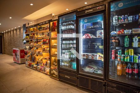 Studio à venda com 33m², 1 quarto e sem vagaÁrea comum - Minimercado