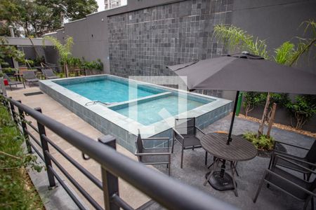 Studio à venda com 33m², 1 quarto e sem vagaÁrea comum - Piscina