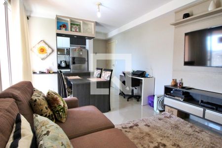 Sala de apartamento à venda com 2 quartos, 65m² em Loteamento Chácara Prado, Campinas