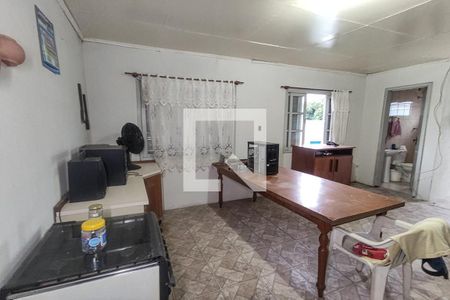 Casa à venda com 187m², 3 quartos e 3 vagasSalão de festas