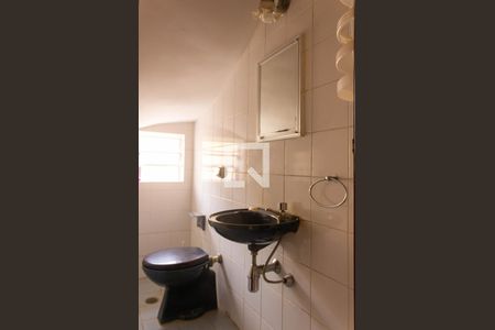 Casa à venda com 132m², 4 quartos e 2 vagasLavabo