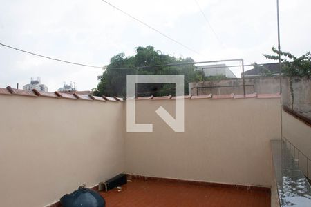 Casa à venda com 132m², 4 quartos e 2 vagasVaranda