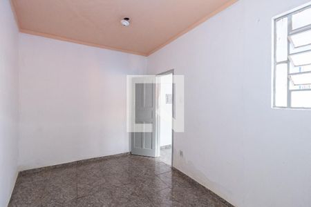 Quarto de casa para alugar com 1 quarto, 38m² em Campo Grande, Rio de Janeiro