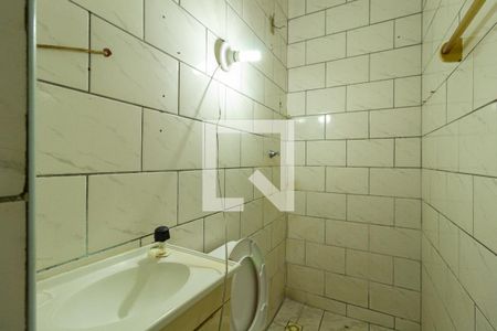 Banheiro de casa para alugar com 1 quarto, 38m² em Campo Grande, Rio de Janeiro