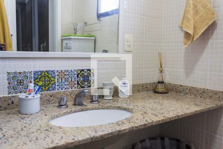 Apartamento à venda com 140m², 4 quartos e 2 vagasBanheiro da Suíte 1