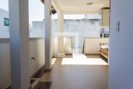 Apartamento à venda com 140m², 4 quartos e 2 vagasVaranda do segundo andar