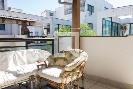 Apartamento à venda com 140m², 4 quartos e 2 vagasVaranda gourmet