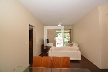 Apartamento para alugar com 110m², 3 quartos e 1 vagaSala