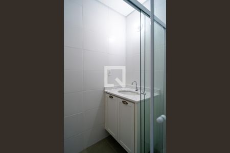 Apartamento para alugar com 52m², 2 quartos e 1 vaga Apartamento para alugar com 52m², 2 quartos e 1 vagaBanheiro