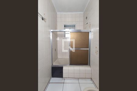 Casa à venda com 120m², 3 quartos e 2 vagas Casa à venda com 120m², 3 quartos e 2 vagasBanheiro