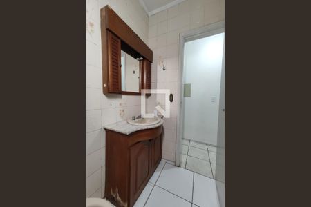 Casa à venda com 120m², 3 quartos e 2 vagas Casa à venda com 120m², 3 quartos e 2 vagasBanheiro