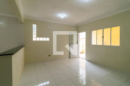 Sala de casa de condomínio para alugar com 2 quartos, 70m² em Vila União (zona Leste), São Paulo