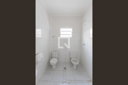Casa para alugar com 105m², 4 quartos e sem vaga Casa para alugar com 105m², 4 quartos e sem vagaBanheiro Social